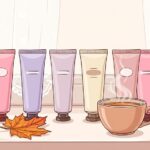 秋の窓辺に並んだプチプラハンドクリームと落ち葉のアイキャッチ画像